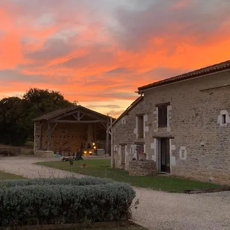 Villa Les Portes Vertes Mairé-l'Eveseault